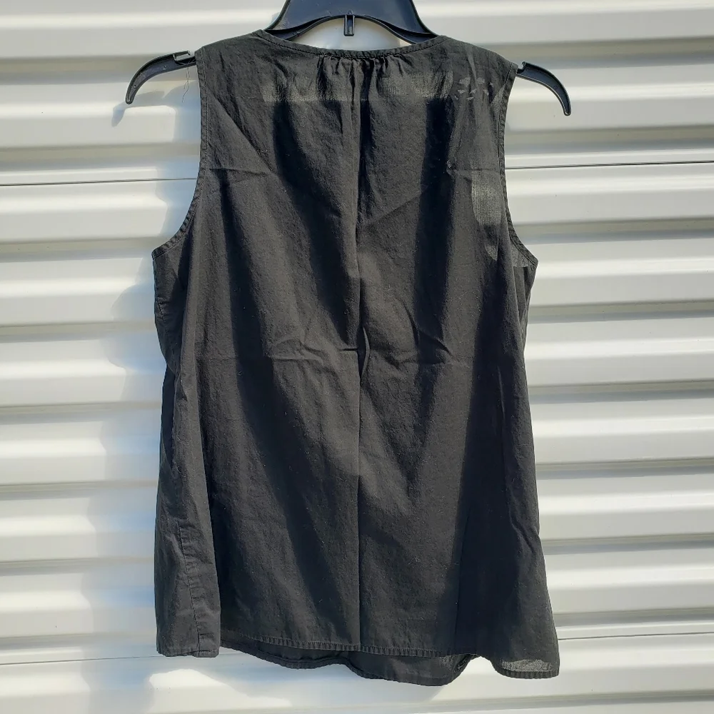 LOFT black lightweight crochet neck sleeveless blouse - Picture 5 of 6